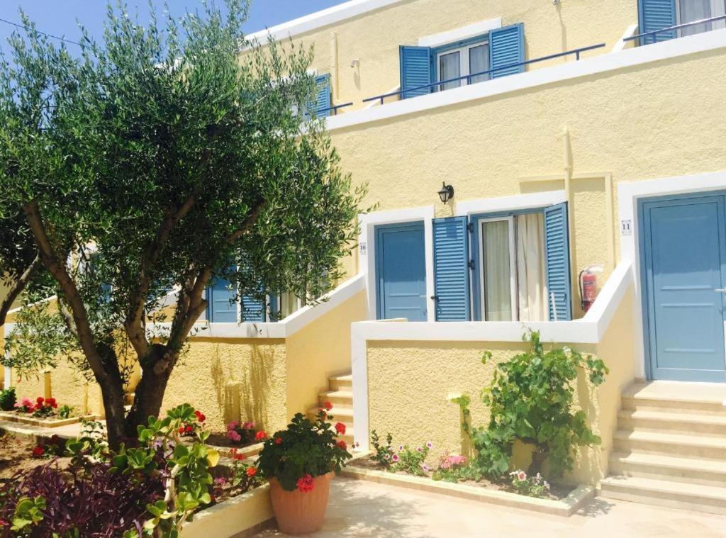 Esperides Maisonettes Agia Marina  المظهر الخارجي الصورة