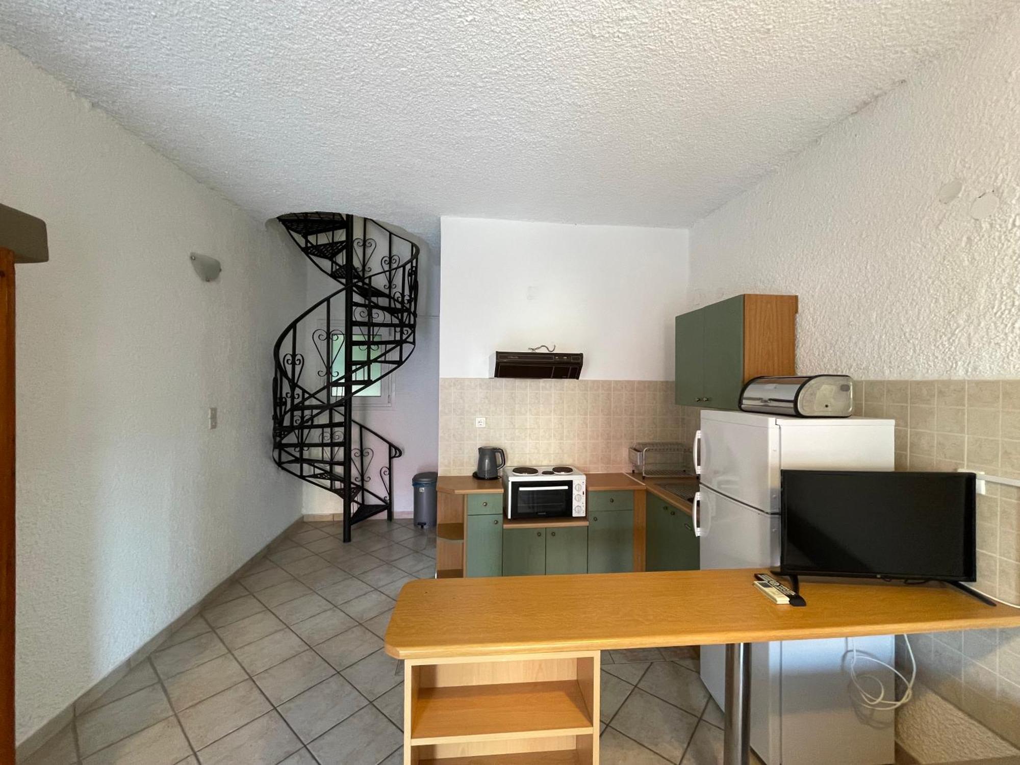 Esperides Maisonettes Agia Marina  المظهر الخارجي الصورة