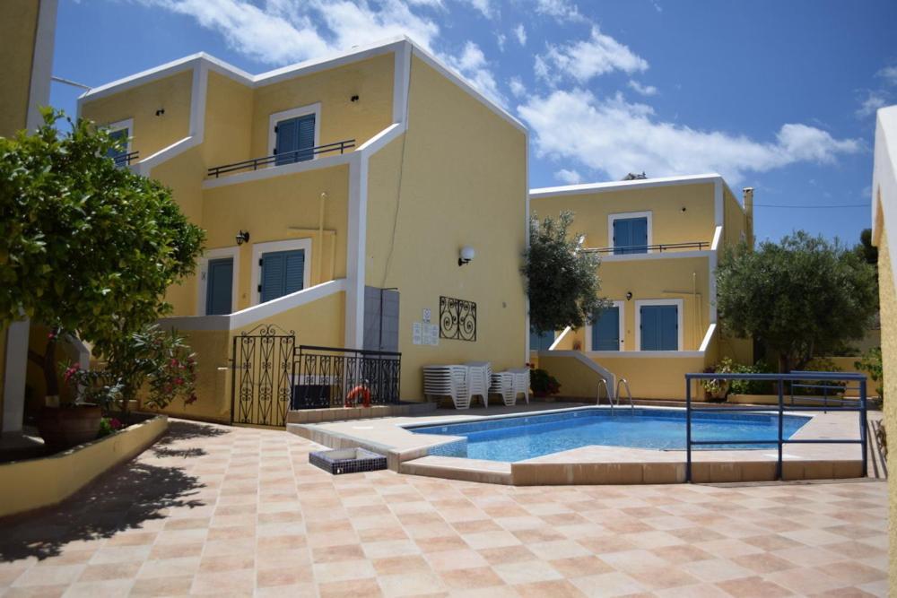 Esperides Maisonettes Agia Marina  المظهر الخارجي الصورة